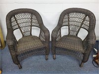 Outdoor chairs pair