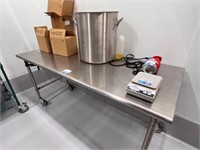 Emulsion Blender, Stainless Steel Table, Racks