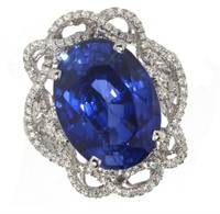 14k Gold 13.38 ct Oval Sapphire & Diamond Ring