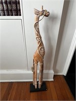 Hand crafted tall giraffe made in Bali