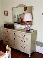 Vintage dresser & hanging wall mirror