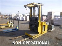 Yale Stand Up Forklift