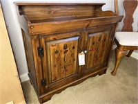 Vintage Oak Console Record Player/Radio