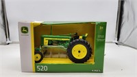 John Deere 520 Tractor 1/16