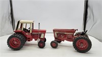International 1586 and 1466 Tractors 1/16
