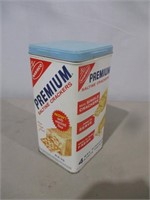 Premium Saltine Crackers Tin