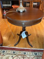 Round Wooden Side Table, with one Drawer, Claw Fee