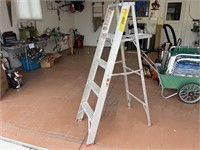 5' Aluminum Folding Step Ladder