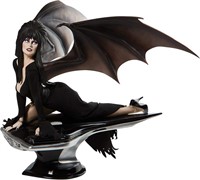 Enesco Elvira Mistress of The Dark Grand Jester S