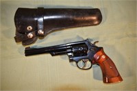 Smith & Wesson model 19-3 357 magnum 6 shot revolv
