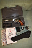 Sturm Ruger & Co Redhawk stainless .44 magnum 6 sh