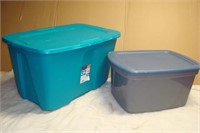 Two Totes with Lids GreenBlue and Gray