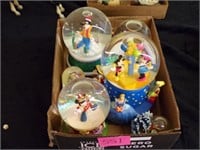 Mickey snowglobes