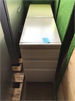 3 drawer Steel File cabinet mobile