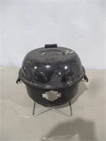 Sm. Harley Davidson Charcoal Grill  11"t x 10.75"d