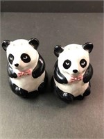Panda Bears Salt & Pepper Shakers 20 see pic