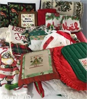 Vintage Christmas Dish Towels, Christmas Aprons,