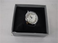 Quartz Watch Stainless Steel Back Leather Band Box