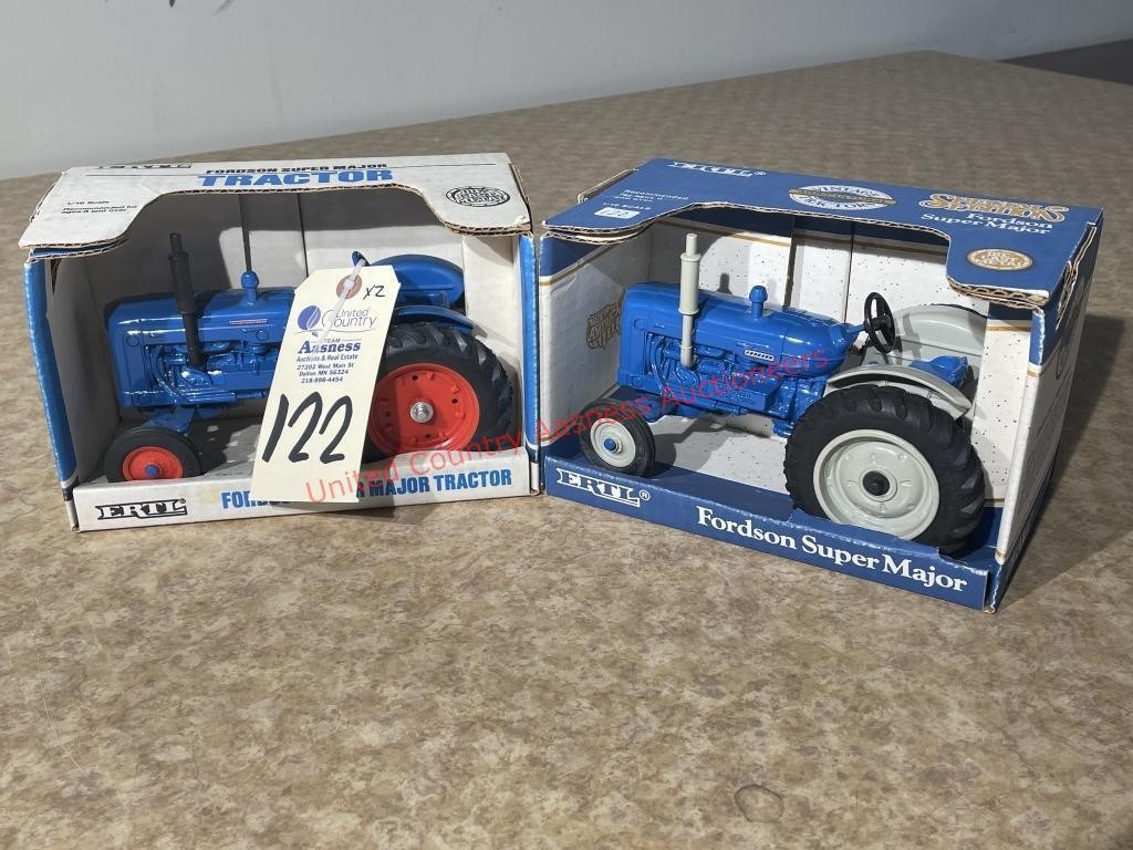 LARGE ESTATE TOY COLLECTION AUCTION
