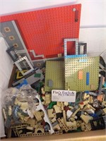 BOX BUNDLE OF LEGOS