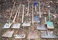 10 square shovels; as is