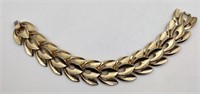 Crown Trifari gold tone bracelet 7.5 in