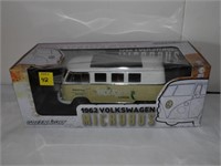 1962 VW Micro Bus--Greenlight--1/18th Scale