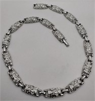 Silver tone link swirl necklace 19 in