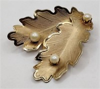 Gold tone faux Pearl leaf brooch