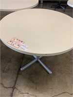 Round White Meeting Table