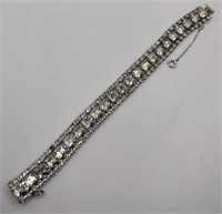 Silver tone clear rhinestone bracelet 7 in
