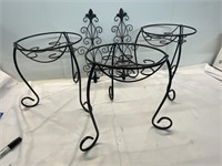 3 WIRE PLANT STANDS
