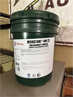 Nevastane AW-22 Food Machinery Lubricant - 5 G