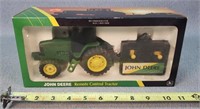 1/32 John Deere RC Tractor