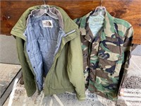 NORTH FACE JACKET & AUTHENTIC US ARMY SHIRT