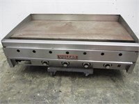 Vulcan (NG) Flat Griddle 48" Clean&Working