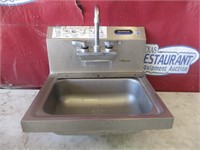 S/S Wall Mount Hand Washing Sink 17"