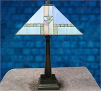 Arts and Crafts Style Table Lamp