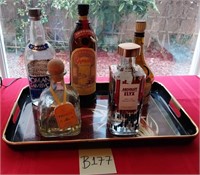 F - LOT OF 5 BOTTLES & TRAY (B177)