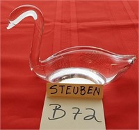 F - STEUBEN GLASS SWAN 5X7" (B72)