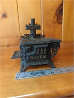 Queen salesman stove