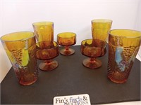 MID-CENTURY AMBER/METAL DRINKING AND COCKTAIL GLAS