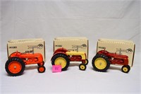 Set of 3 Tractors