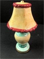 Vintage lamp salt & pepper shakers see pic