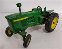 JD UTILITY TRACTOR MISSING MUFFLER