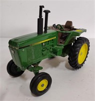 JD TRACTOR MISSING CAB