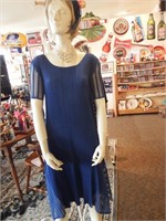 Vntage Vecca blue dress