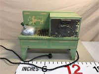 Vintage child’s electric play oven and tea