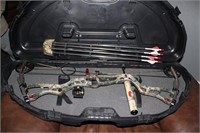 Hoyt Vector Turbo RKT Compound Bow with Case