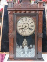 Antique Mantel Clock (Works Good)